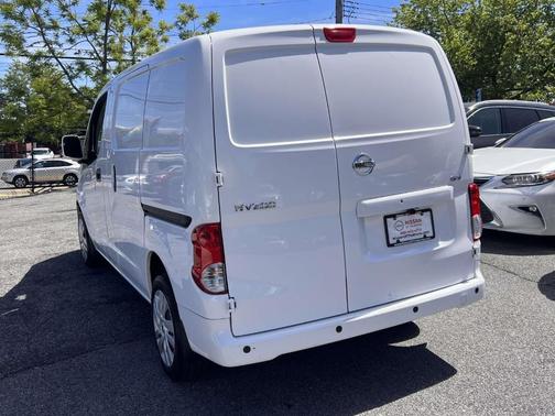 2021 Nissan NV200 SV