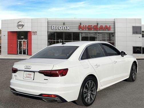 2022 Audi A4 40 Premium