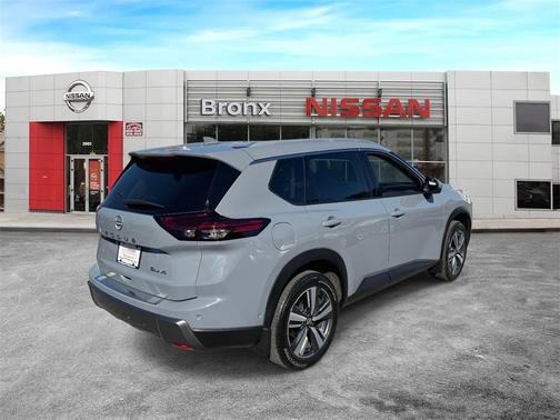 2024 Nissan Rogue SL