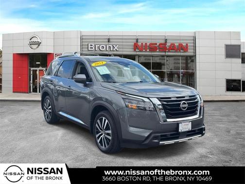 2024 Nissan Pathfinder Platinum