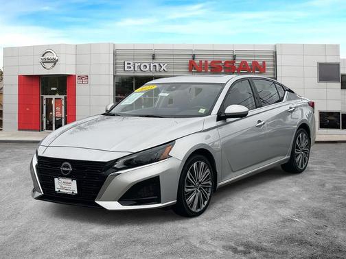 2023 Nissan Altima 2.5 SL