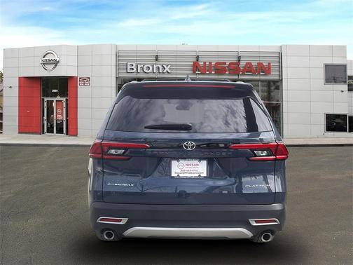 2024 Toyota Grand Highlander Hybrid MAX