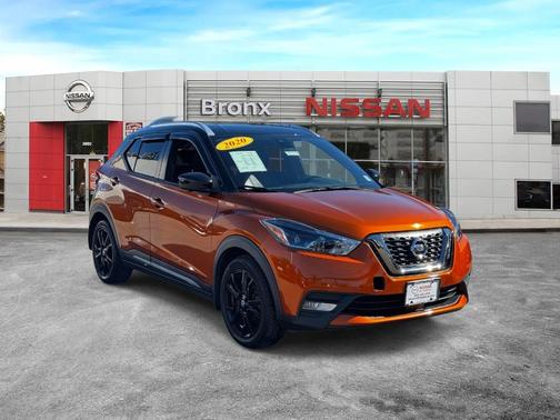 2020 Nissan Kicks SR