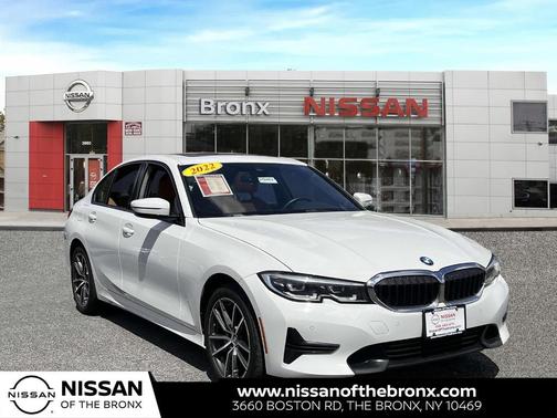 2022 BMW 330 i xDrive
