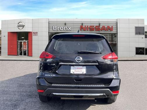 2017 Nissan Rogue S