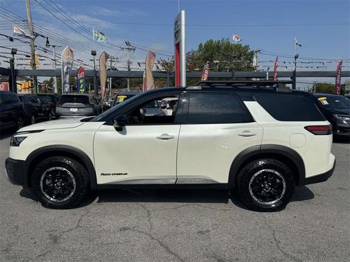 2023 Nissan Pathfinder Rock Creek