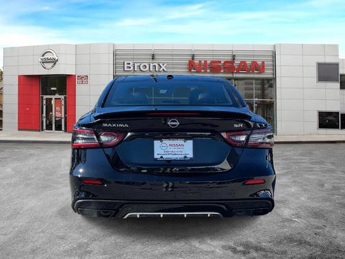 2023 Nissan Maxima SR