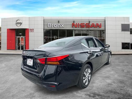 2025 Nissan Altima S