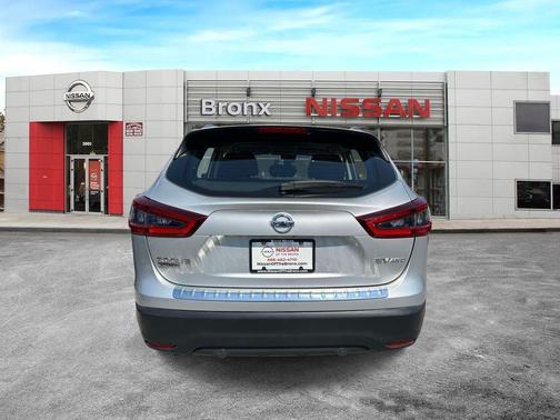 2020 Nissan Rogue Sport SV