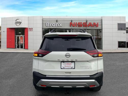 2022 Nissan Rogue Platinum