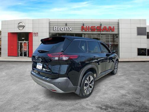 Black 2021 Nissan Rogue SV