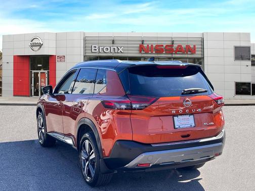2022 Nissan Rogue SL
