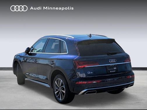 Navarra Blue Metallic 2023 Audi Q5 45 S line Premium Plus