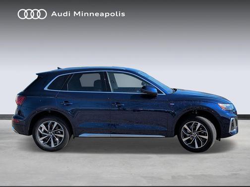 Navarra Blue Metallic 2023 Audi Q5 45 S line Premium Plus