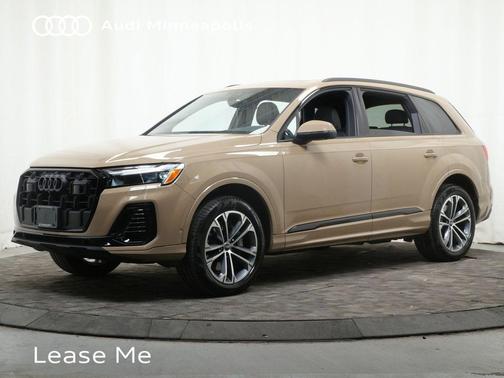 Sakhir Gold Metallic 2025 Audi Q7 45 Premium Plus