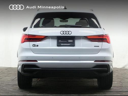Glacier White Metallic 2023 Audi Q3 45 S line Premium Plus