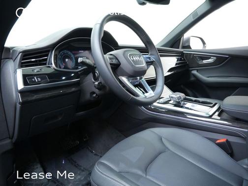 2025 Audi Q8 55 Premium Plus