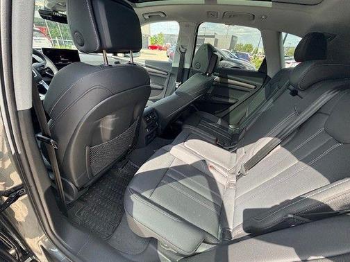 2024 Audi Q5 45 S line Prestige