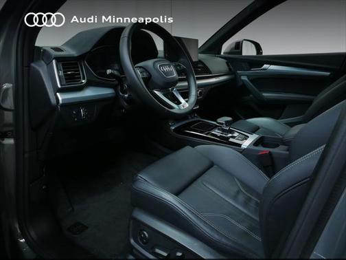 2024 Audi Q5 45 S line Premium Plus