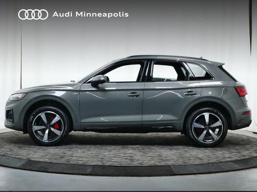 2024 Audi Q5 45 S line Premium Plus