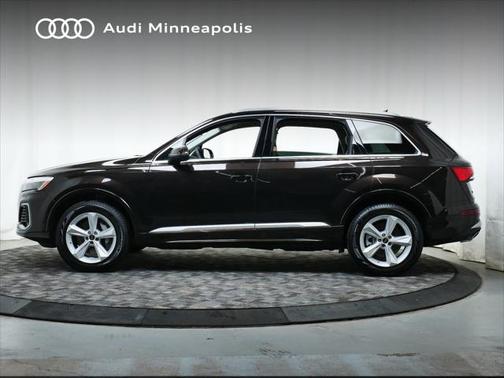 2025 Audi Q7 45 Premium