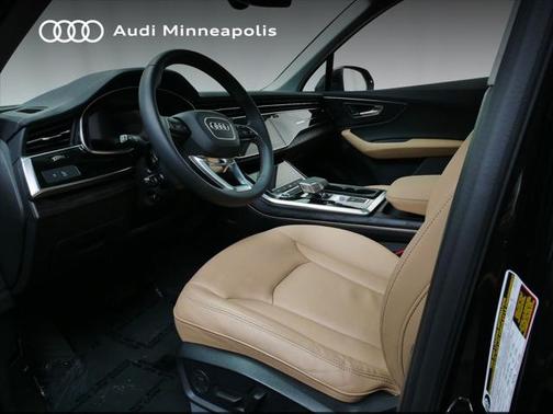 2025 Audi Q7 45 Premium