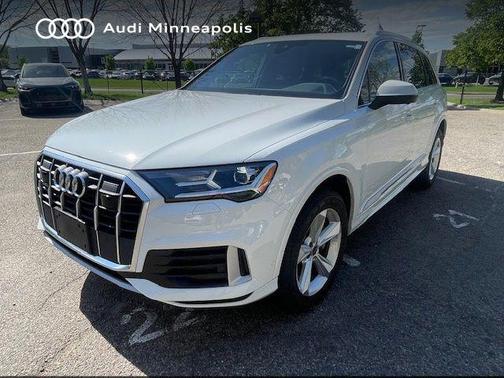 Carrara White 2023 Audi Q7 45 Premium