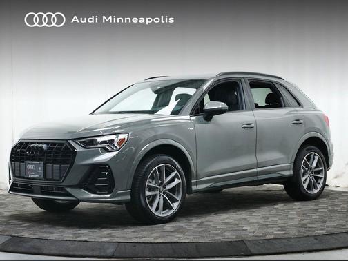 2025 Audi Q3 Premium 45 TFSI S line quattro Tiptronic