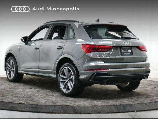 2025 Audi Q3 Premium 45 TFSI S line quattro Tiptronic