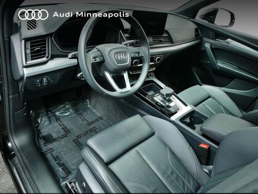 2025 Audi Q5 45 S line Premium