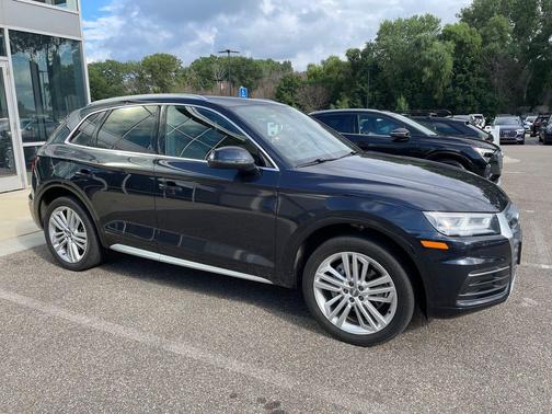 2019 Audi Q5 2.0T Premium Plus