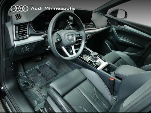2025 Audi Q5 45 S line Premium