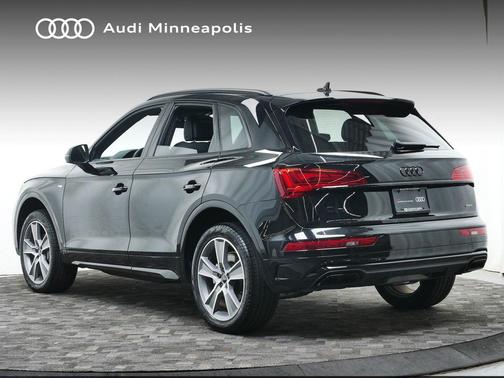 2025 Audi Q5 45 S line Premium