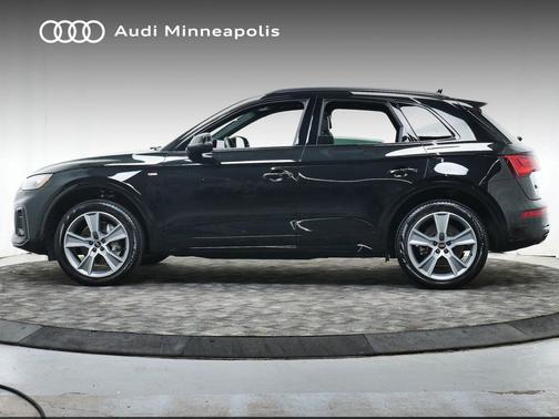 2025 Audi Q5 45 S line Premium