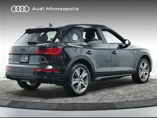 2025 Audi Q5 45 S line Premium