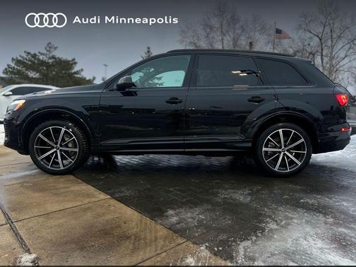 2025 Audi Q7 45 Premium Plus