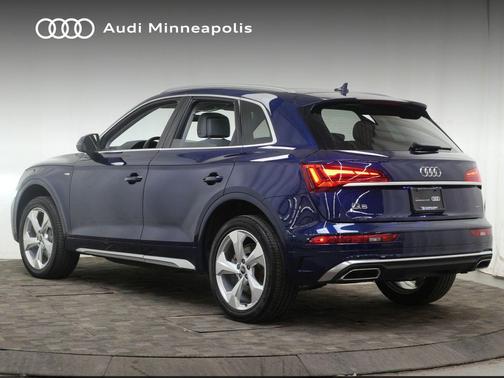 2022 Audi Q5 45 S line Premium Plus