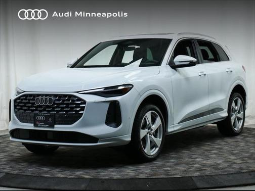 2025 Audi Q5 Premium Plus