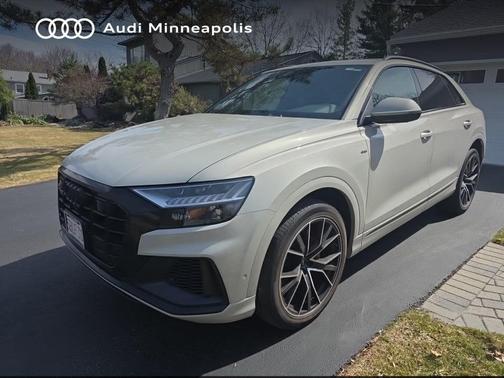 Vicuna Beige Metallic 2023 Audi Q8 55 Premium Plus