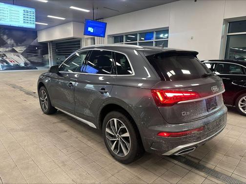 2023 Audi Q5 45 S line Premium Plus