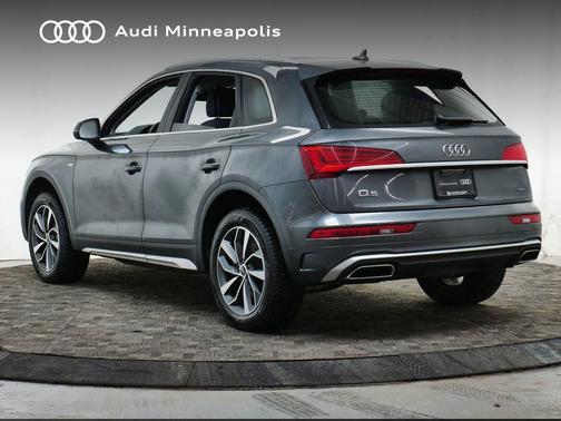 2023 Audi Q5 45 S line Premium Plus