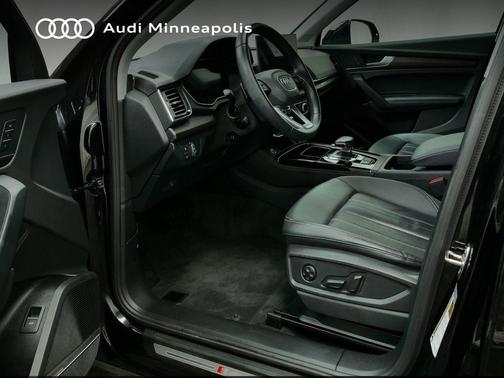 2023 Audi Q5 45 S line Premium Plus