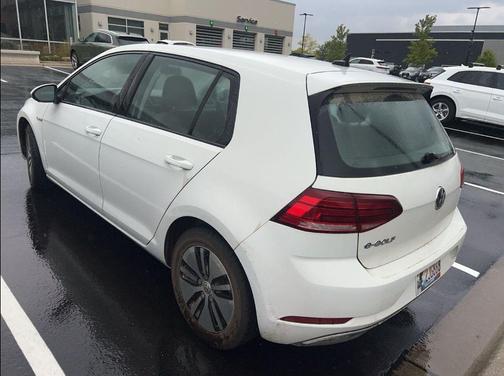 2018 Volkswagen e-Golf SE