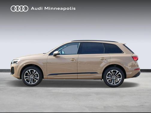 2025 Audi Q7 45 Premium Plus