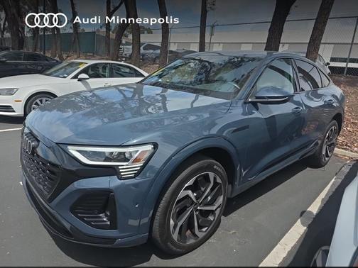 Plasma Blue Metallic 2024 Audi Q8 e-tron Premium Plus