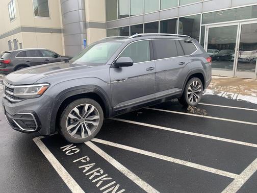 2021 Volkswagen Atlas 3.6L SEL Premium