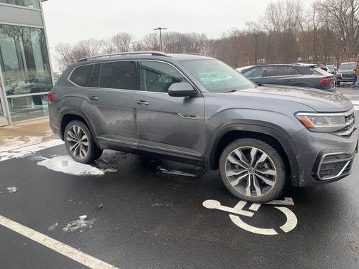 2021 Volkswagen Atlas 3.6L SEL Premium