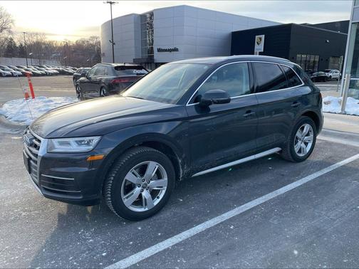 2019 Audi Q5 2.0T Premium Plus