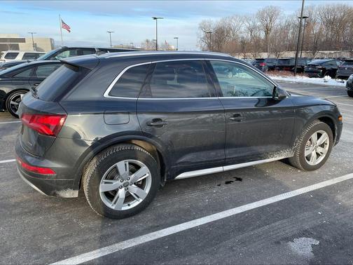 2019 Audi Q5 2.0T Premium Plus
