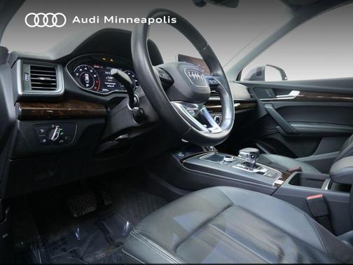 2019 Audi Q5 2.0T Premium Plus